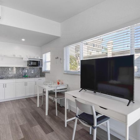 Spacious Studio With Balcony And Parking At The Beach -M46 Hollywood Exteriér fotografie